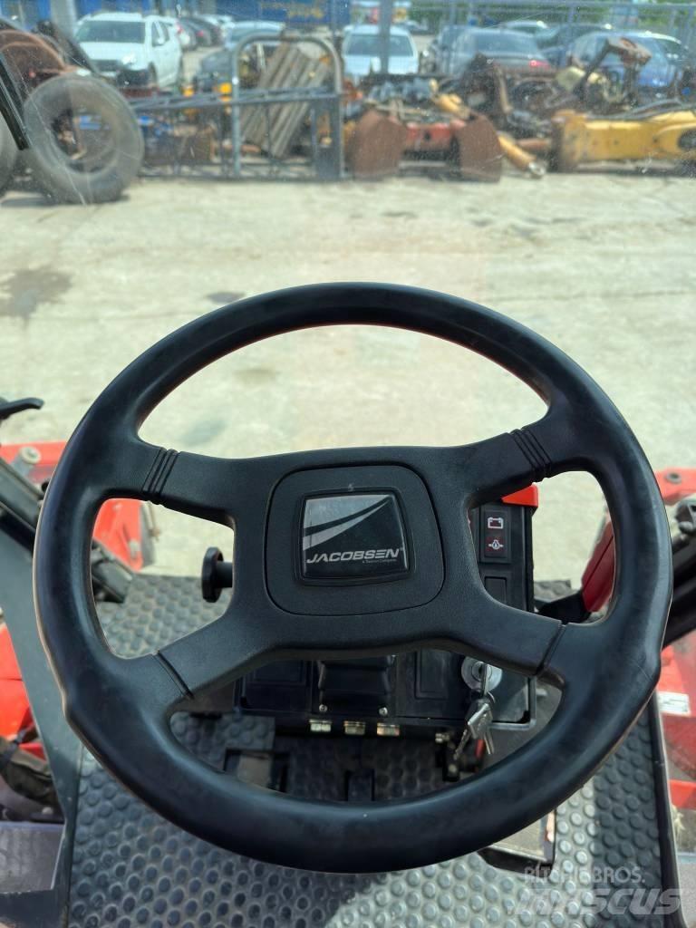 Jacobsen AR250 Trattorini tagliaerba