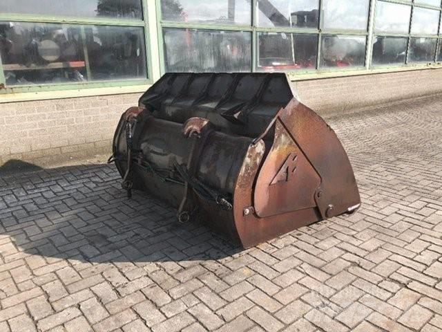 Volvo Overkipbak Benne