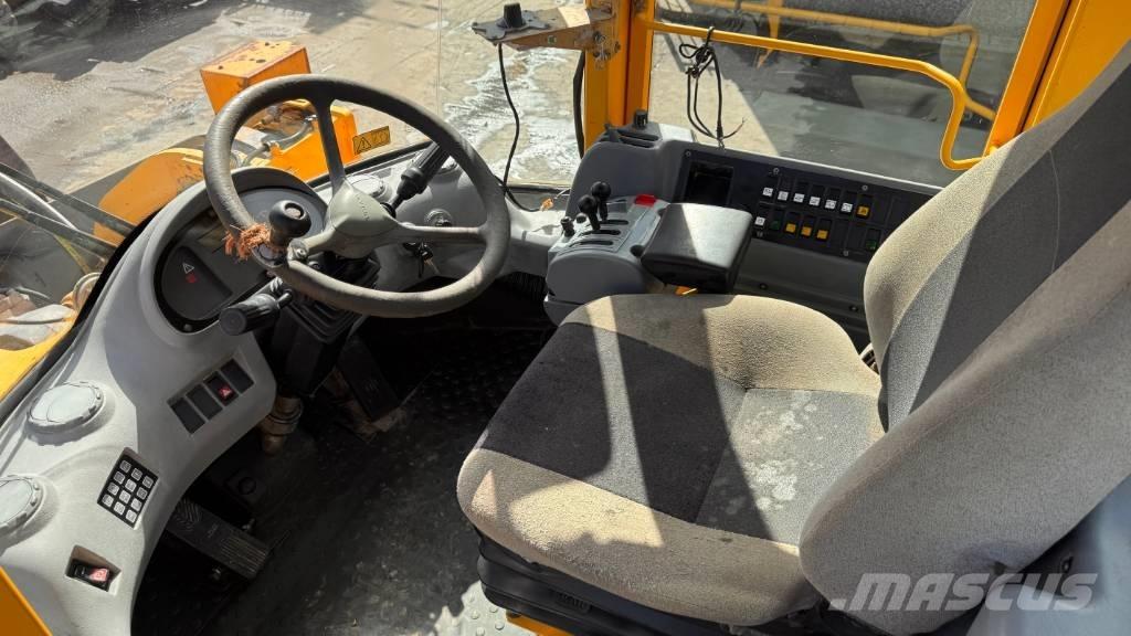 Volvo L 180 E Pale gommate