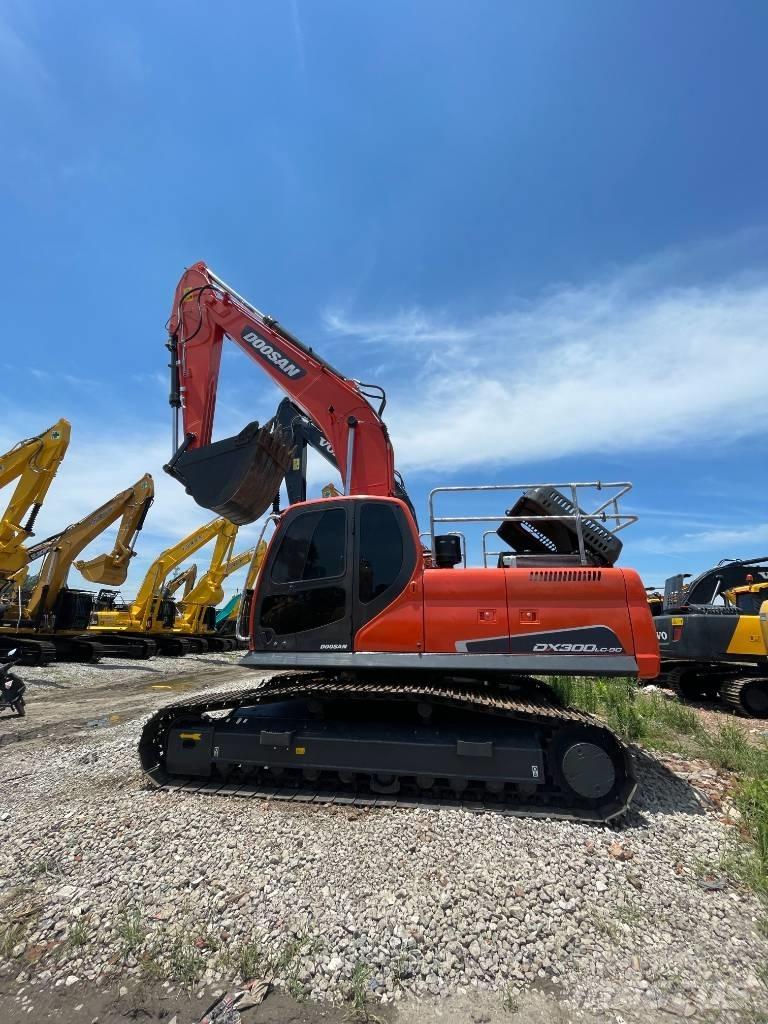 Doosan DX 300 LC Escavatori cingolati