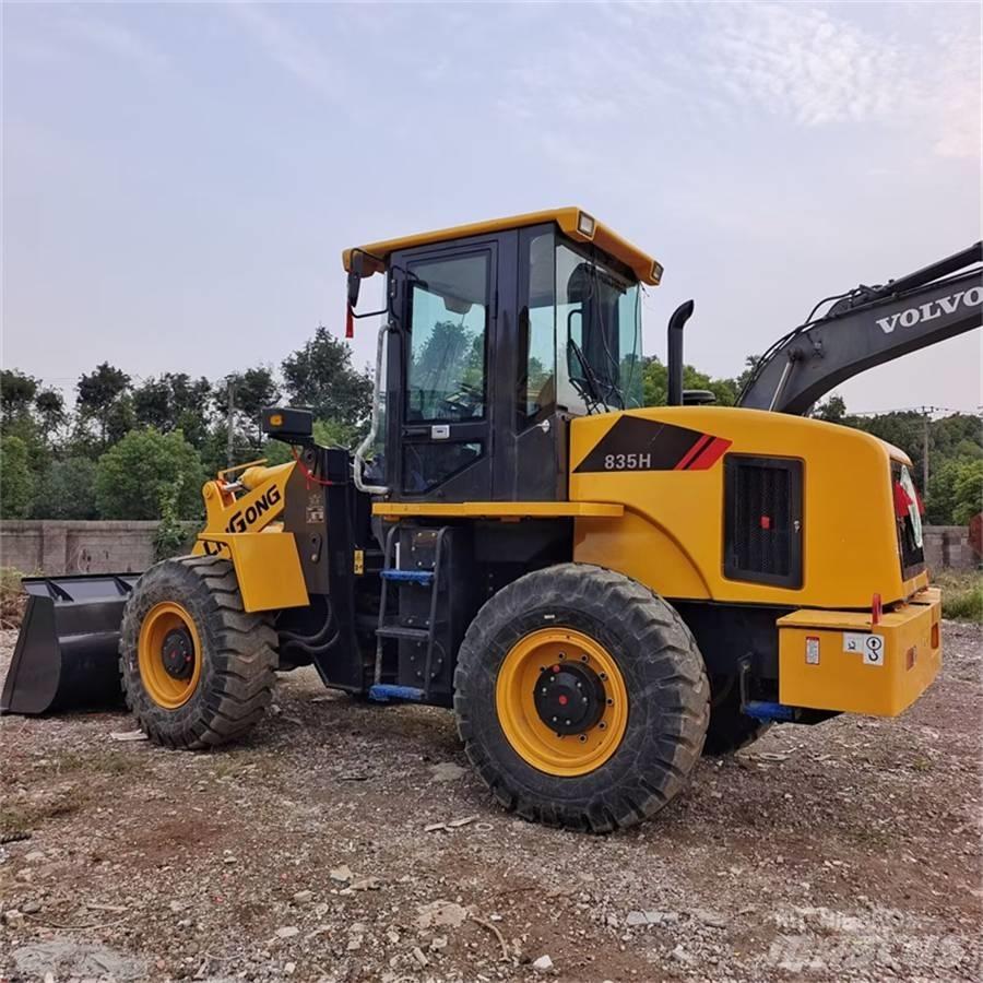 LiuGong 835 835 Pale gommate