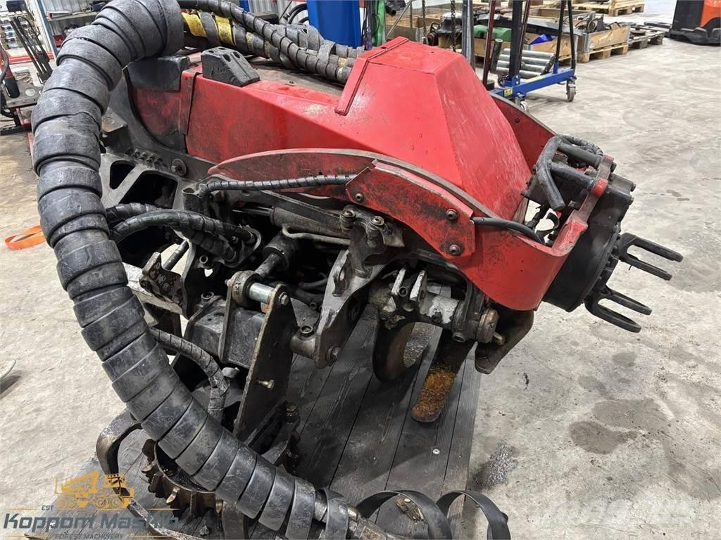 Komatsu C144 Decespugliatrici e trinciatrici idrauliche