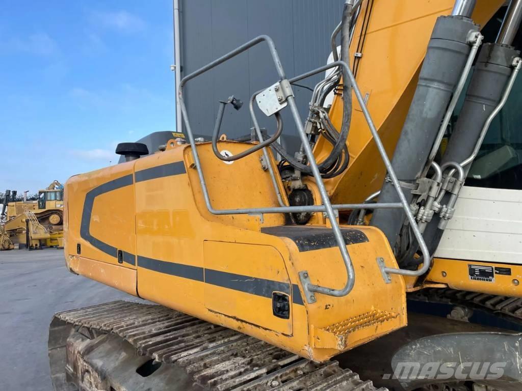 Liebherr R922 SLC Escavatori cingolati