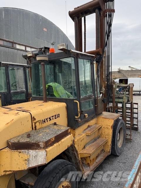 Hyster H 8.00 XL 5 Carelli stoccatori  automatici-usati