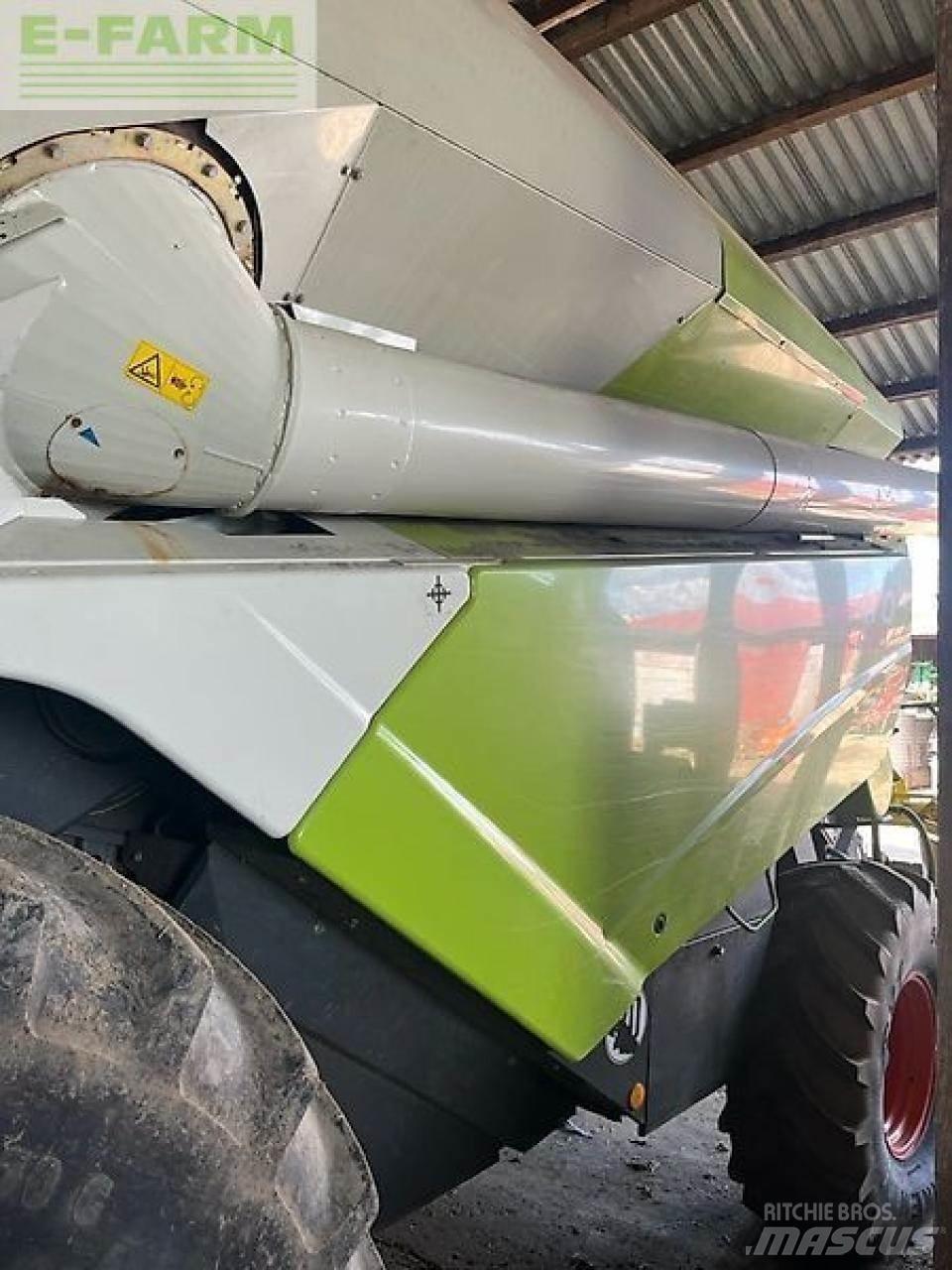 CLAAS tucano 470 Mietitrebbiatrici