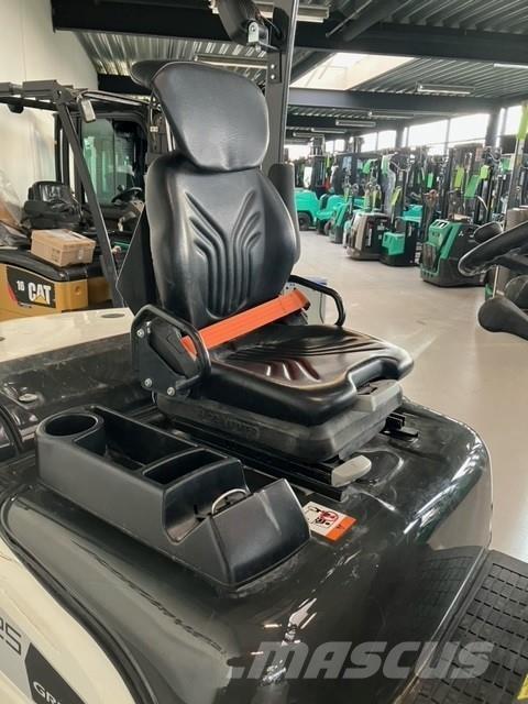 Mitsubishi FD25N3 Carrelli elevatori diesel