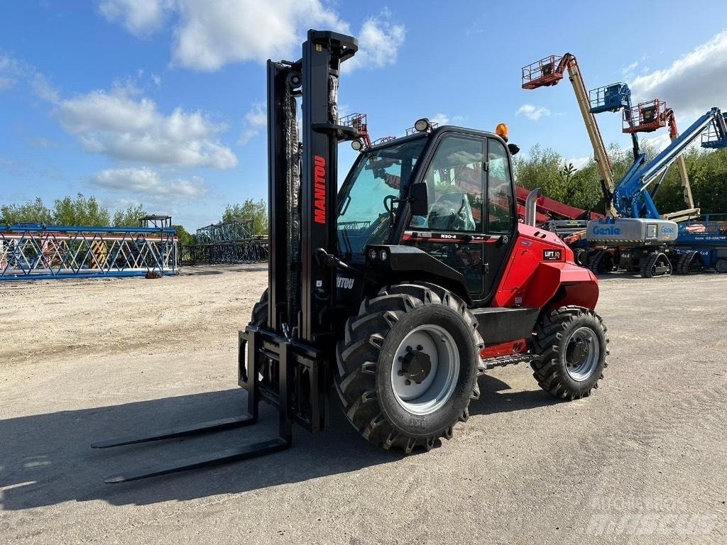 Manitou M 30.4 Elevatore per esterni