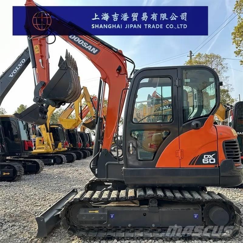 Doosan DX 60 Miniescavatori