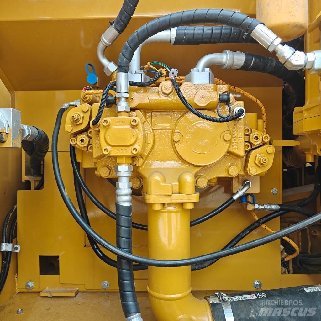 CAT 325 D L Escavatori cingolati