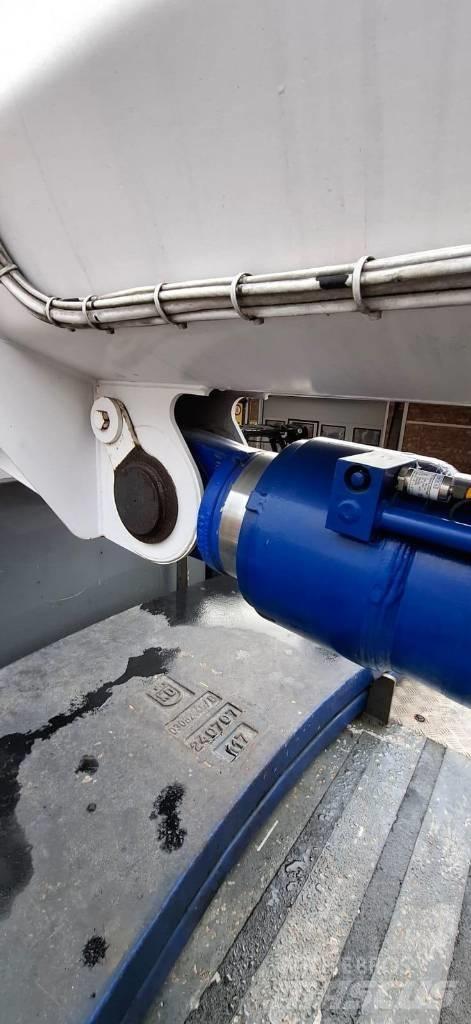 Grove GMK 3055 Gru per tutti i terreni