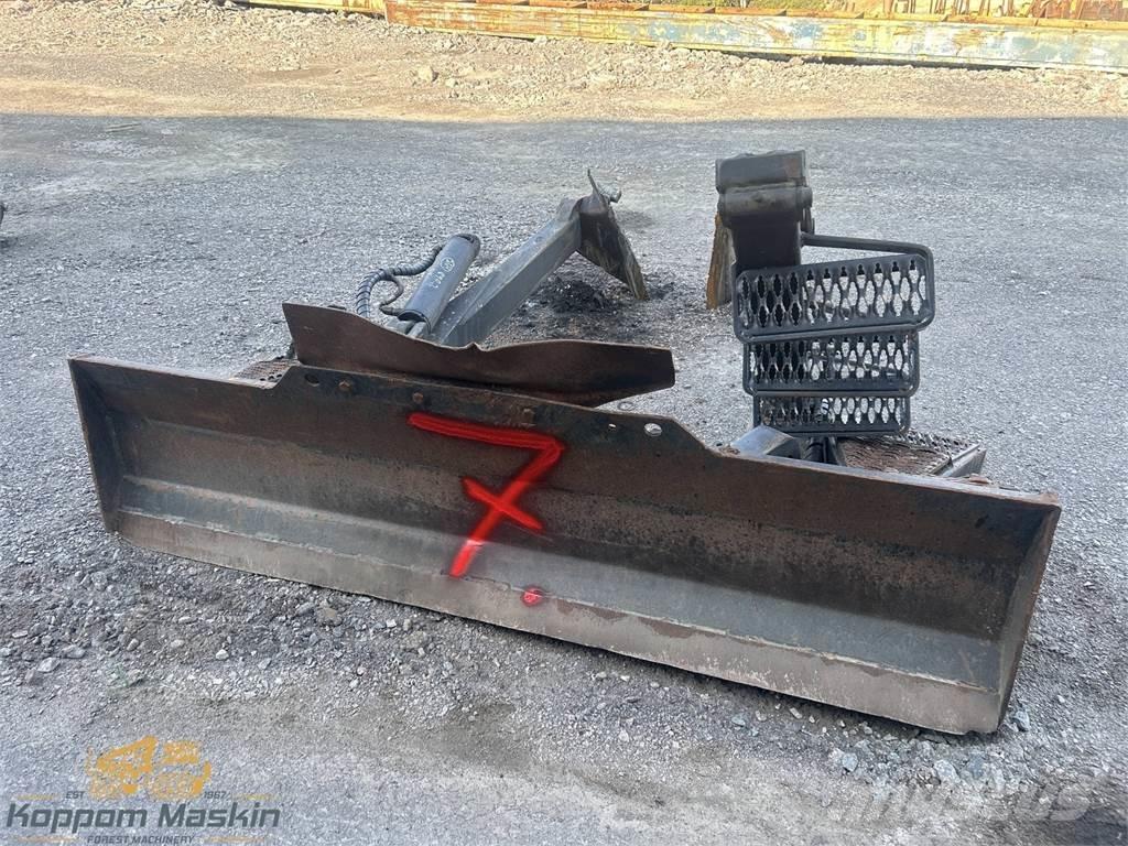 Valmet 890.2 Altri componenti