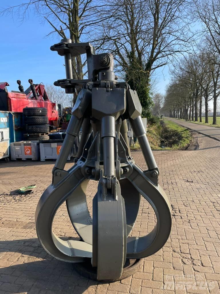 Fuchs HDMS 800 Movimentazione rifiuti