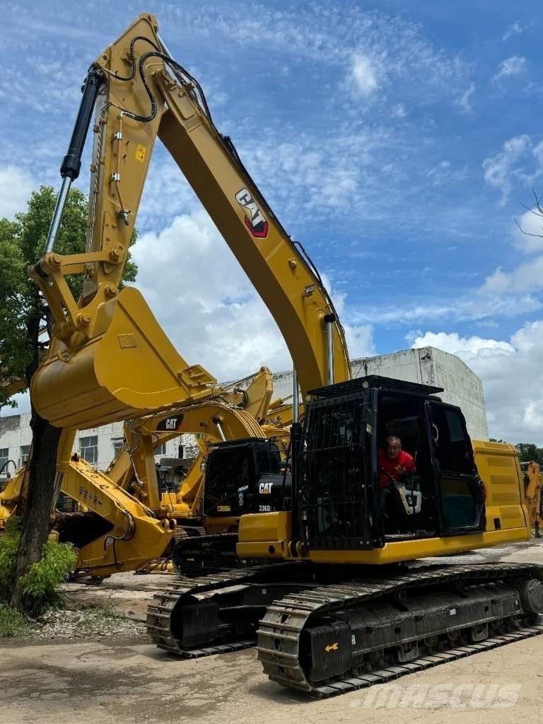 CAT 323 Escavatori medi 7t - 12t