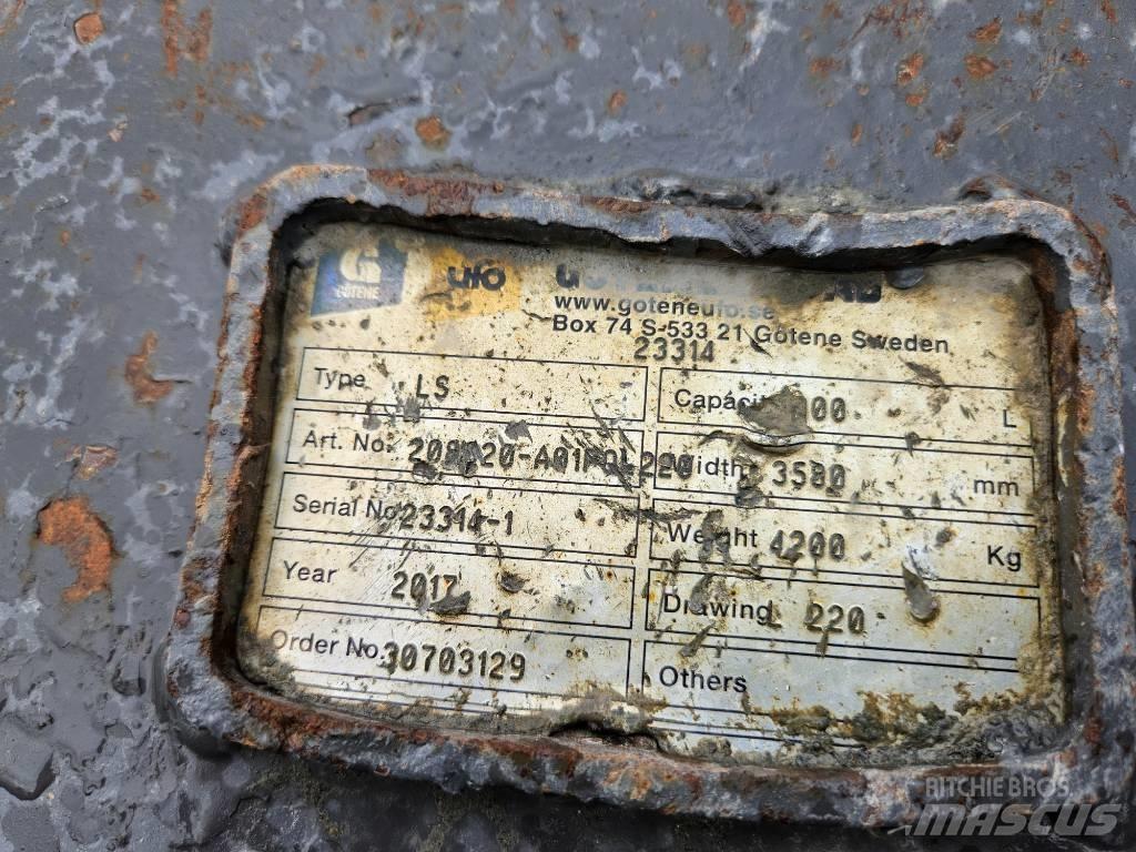 Volvo L 220 H Pale gommate