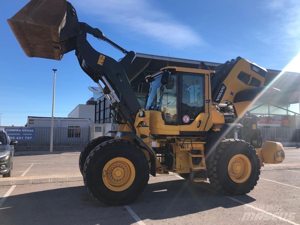 Volvo L90H Pale gommate