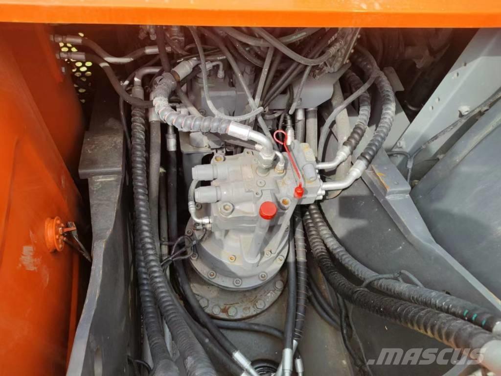 Hitachi ZX200 Escavatori cingolati
