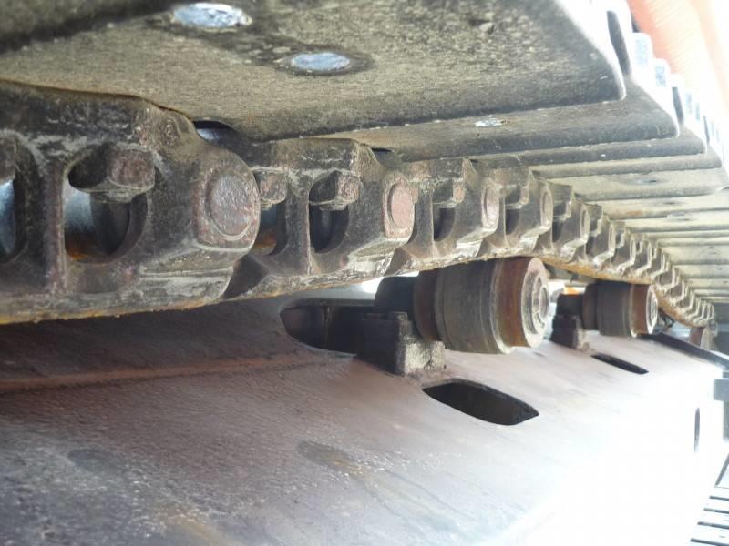 Hitachi ZX 225 US Escavatori cingolati