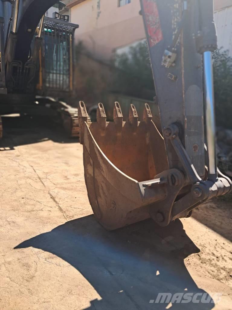 Volvo EC 210 B LC Escavatori cingolati