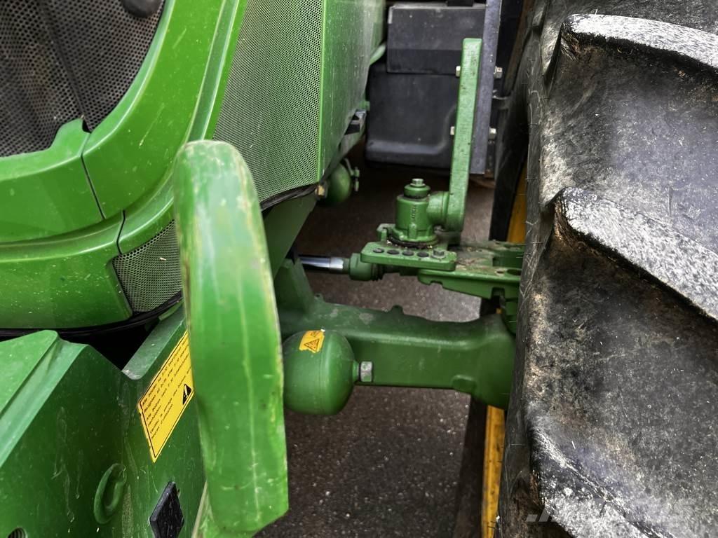 John Deere 6105R Trattori