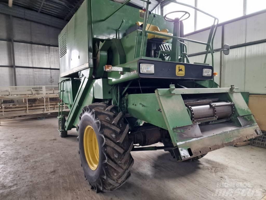 John Deere 952 Mietitrebbiatrici