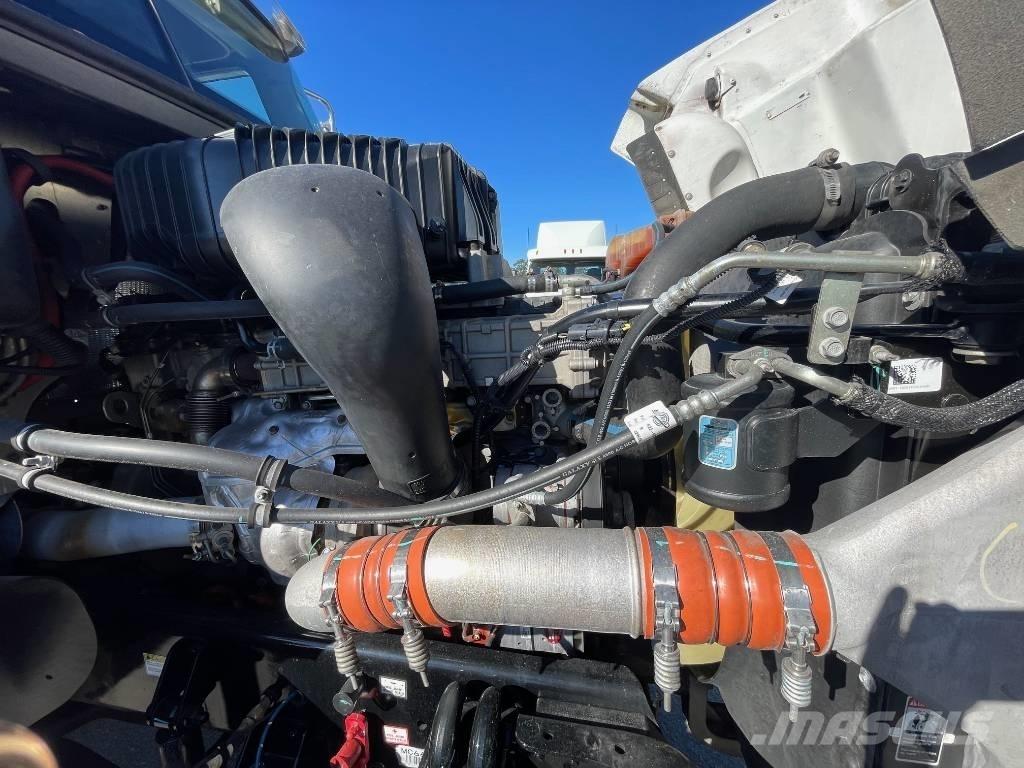 Freightliner 122 SD Motrici e Trattori Stradali