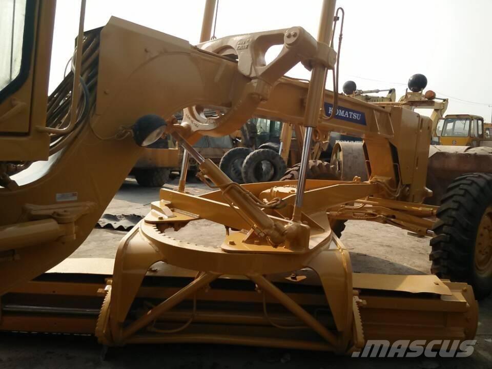 Komatsu GD 623 Motorgraders