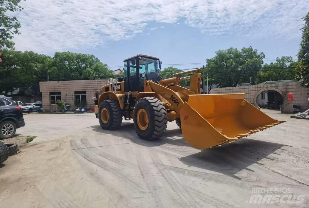 CAT 966 H Pale gommate