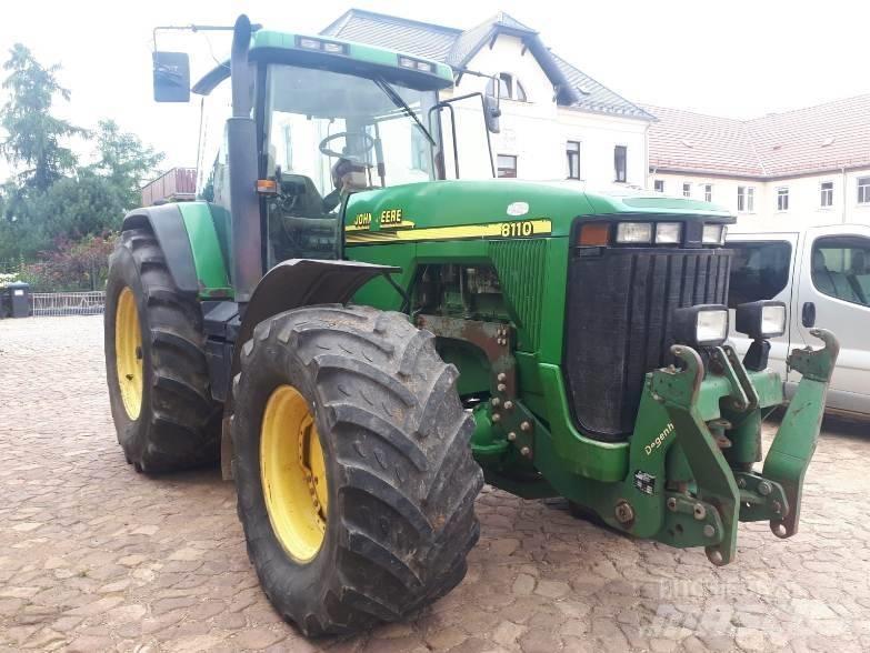 John Deere 8110 Trattori