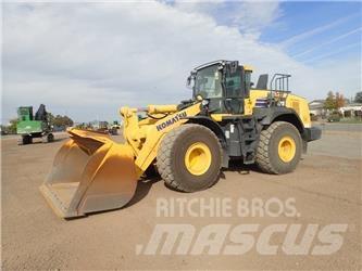 Komatsu WA475-10 Pale gommate