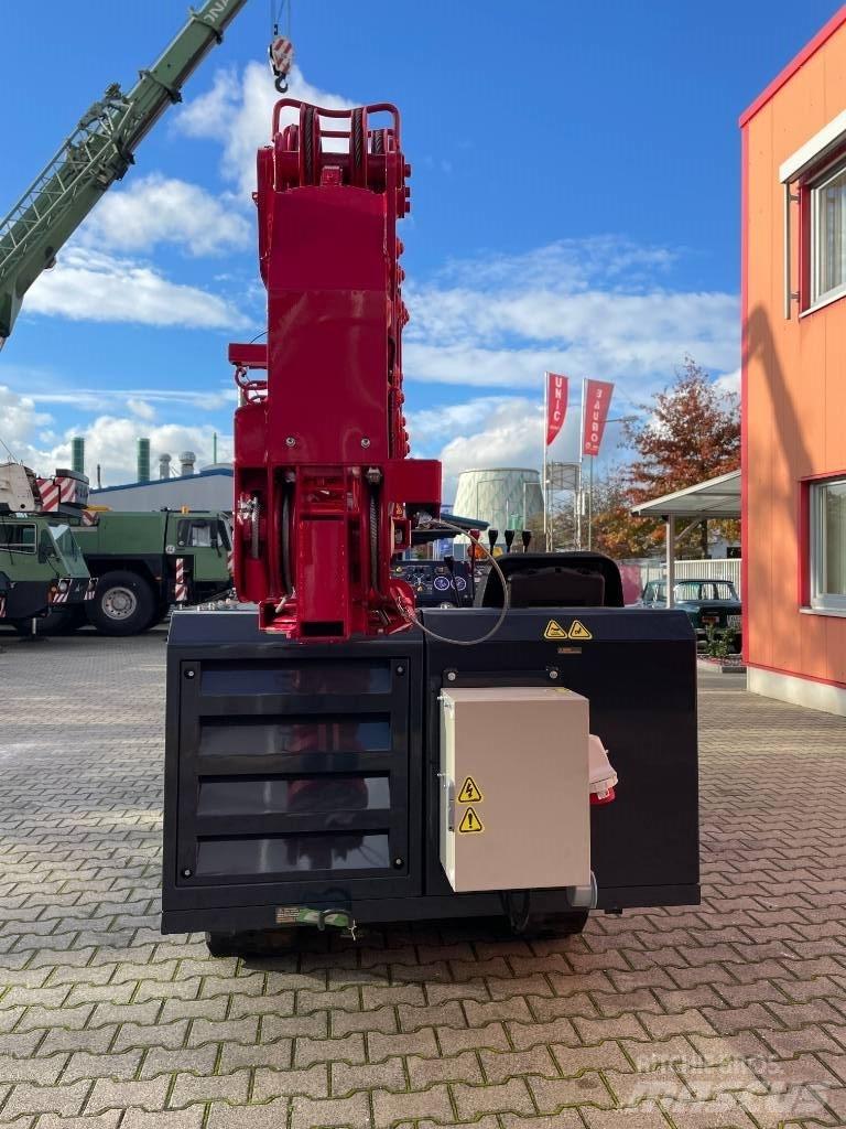 Unic URW-546 Mini gru