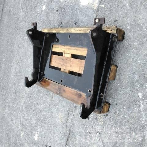 JCB INTERFACE Altri attacchi e componenti