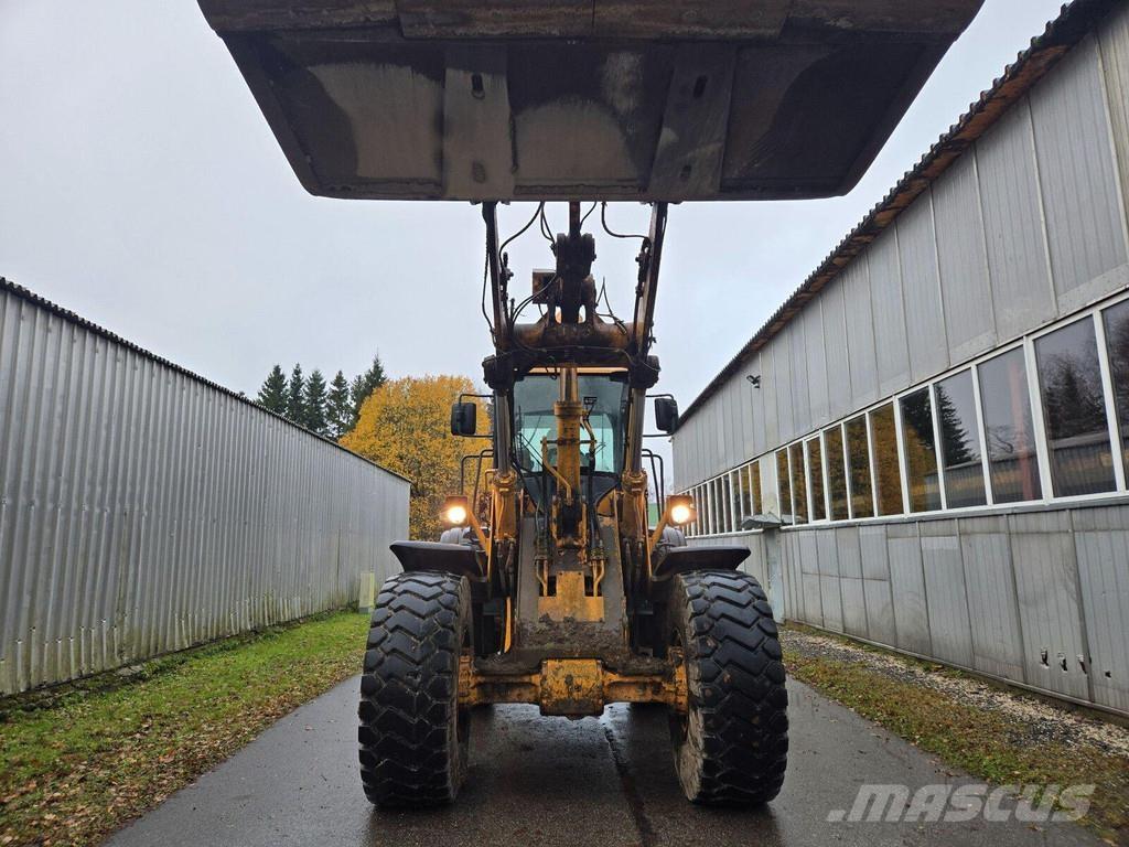 Hyundai HL760-9 Pale gommate