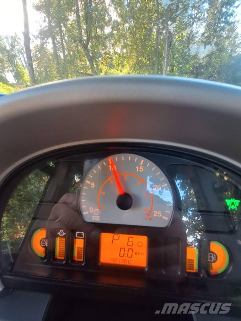 Challenger MT 775 E Trattori