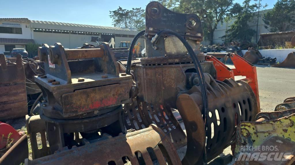 Liebherr 24625 Pale a rotazione