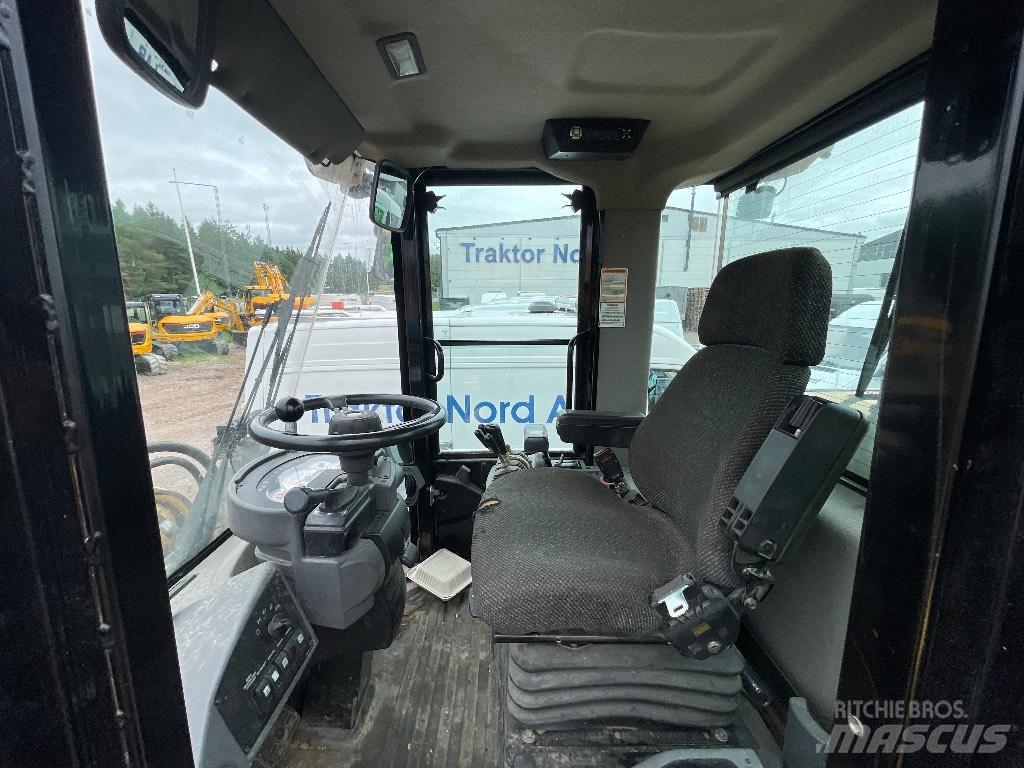 CAT 924 G Pale gommate