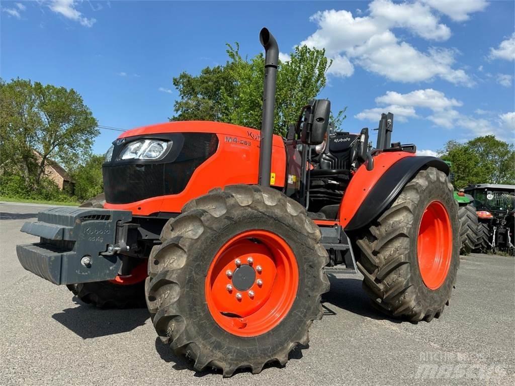 Kubota M4063 ROPS Trattori