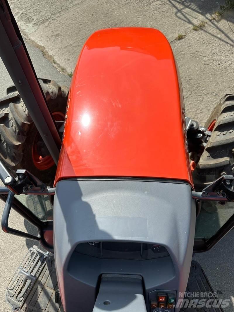 Kubota M4063 ROPS Trattori