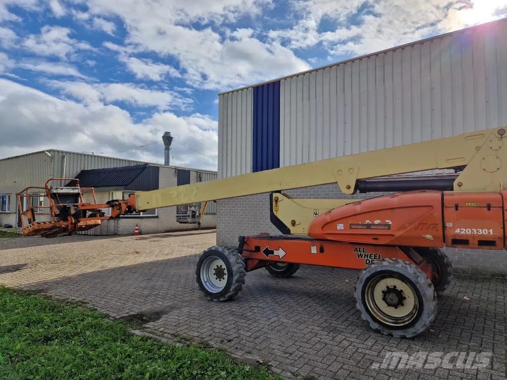 JLG E600 Piattaforme a braccio articolato