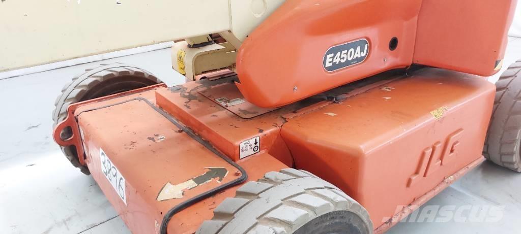 JLG E 450 AJ Piattaforme a braccio articolato