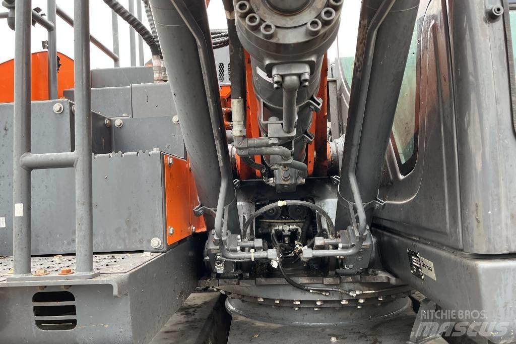 Doosan DX 165 W-5 Escavatori gommati