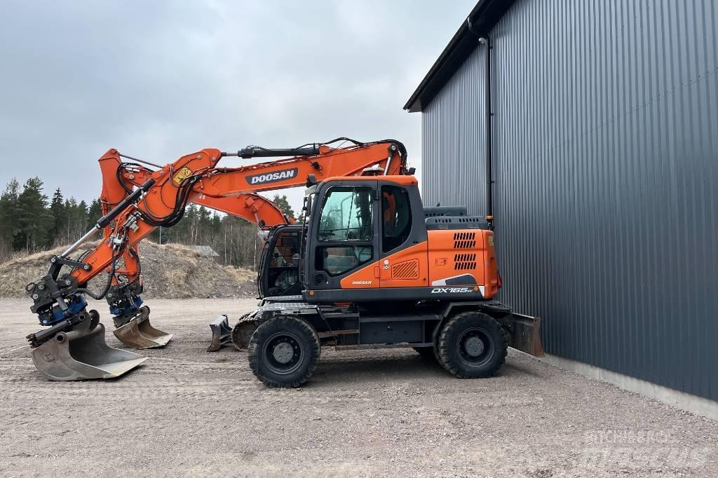 Doosan DX 165 W-5 Escavatori gommati