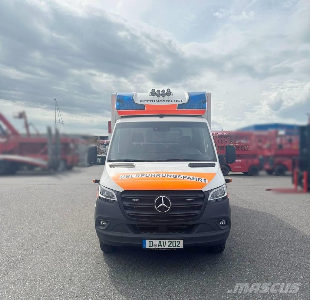 Mercedes-Benz 100 D Ambulanze
