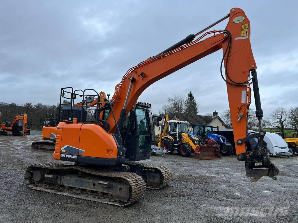 Doosan DX140LCR-7 Escavatori cingolati