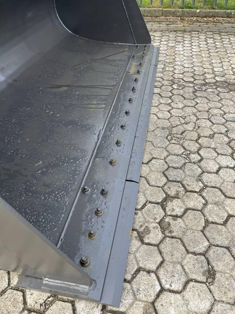 Volvo L 70 H Bucket Benne