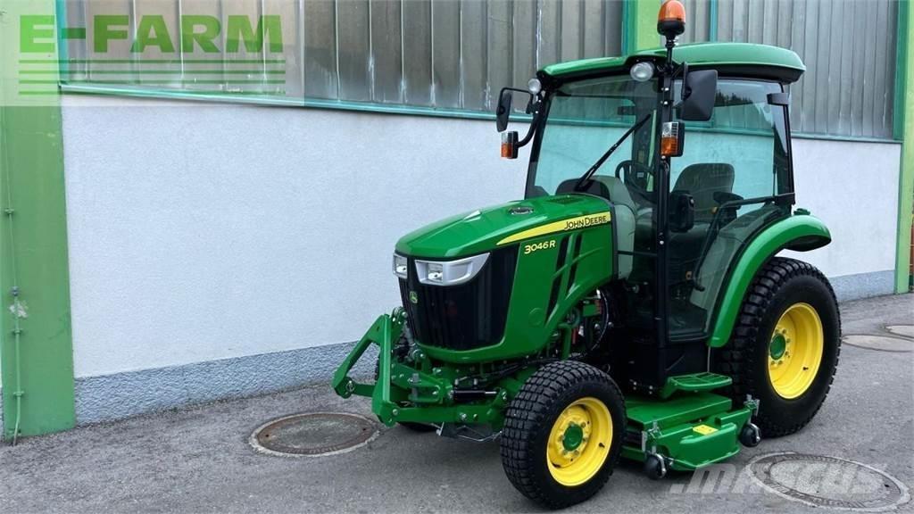 John Deere 3046R Trattori