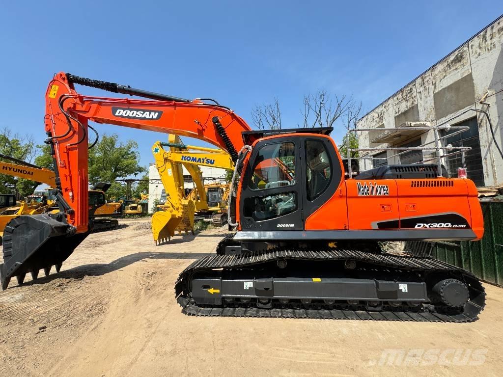 Doosan DX 300 LC-9S Escavatori cingolati
