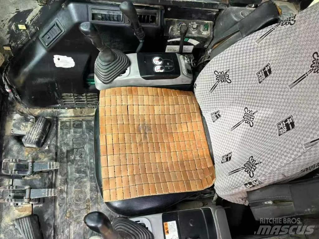 Komatsu PC 56 Escavatori cingolati