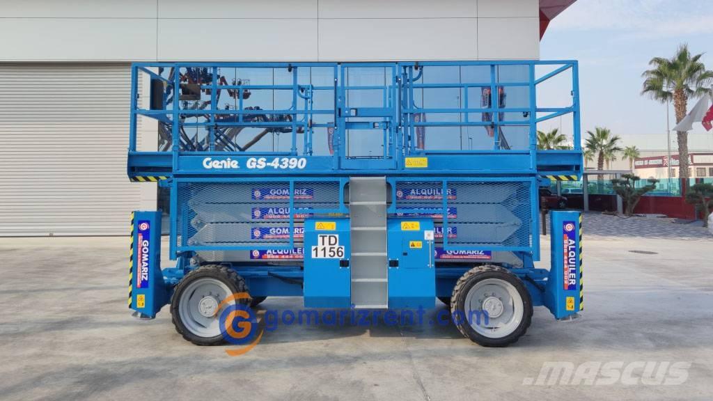 Genie GS 4390 Piattaforme a pantografo