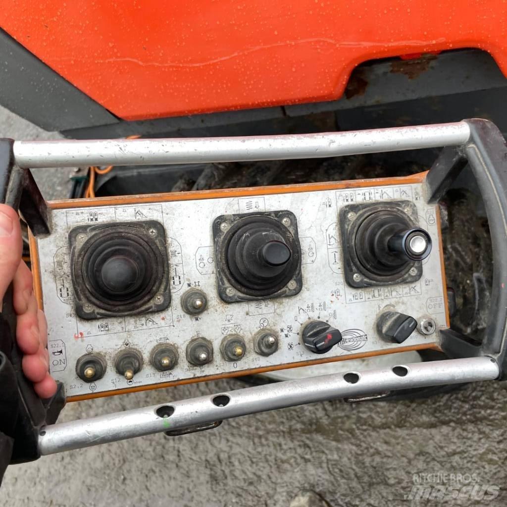 Sandvik DC 125R Perforatrici di superficie