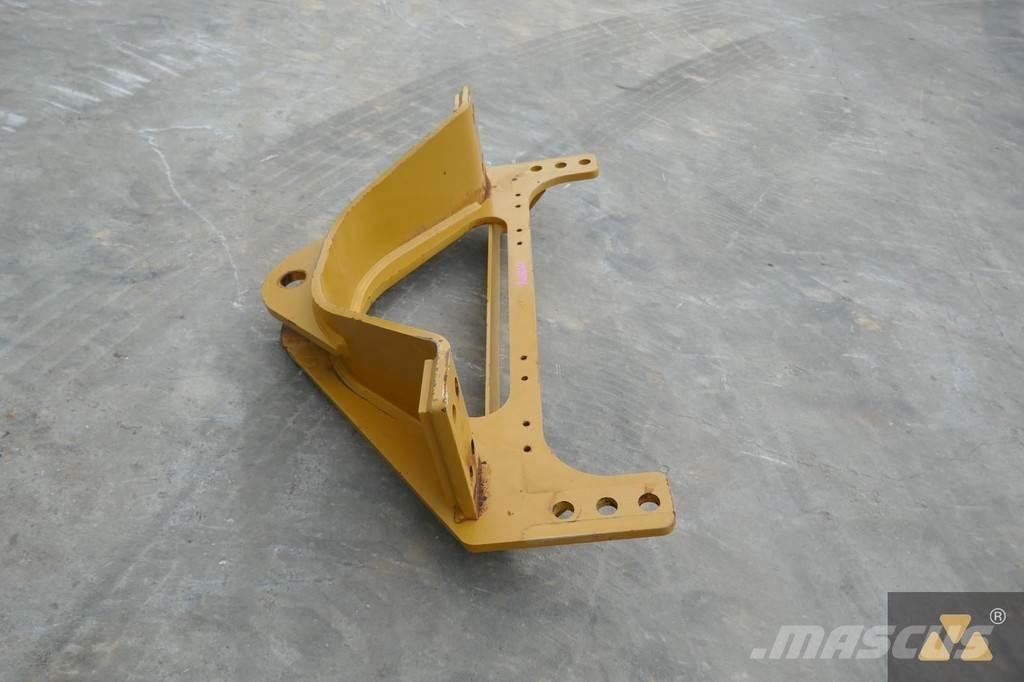 CAT 140M3 Drawbar Altri componenti
